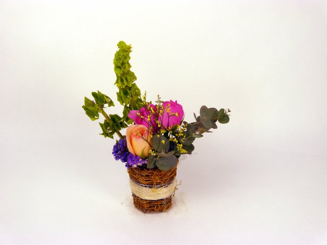 Florist Flower Arrangement - Boie - P7014 Photo