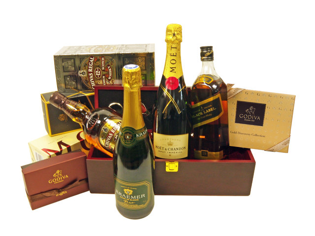 Wine n Food Hamper - Best of Both Worlds Hamper (B) - P4360 Photo